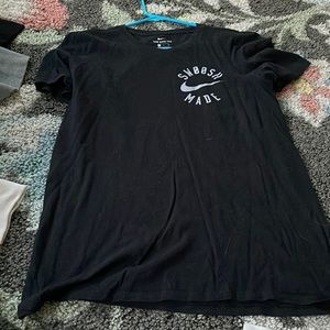 Nike short sleeve shirt